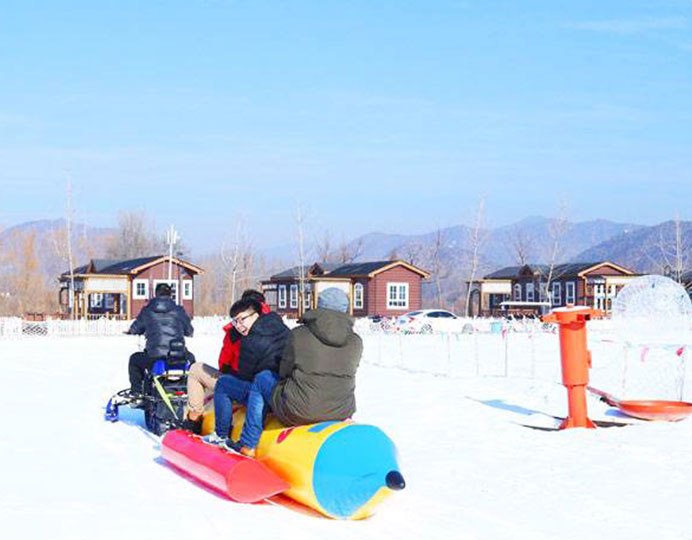 雪地香蕉船